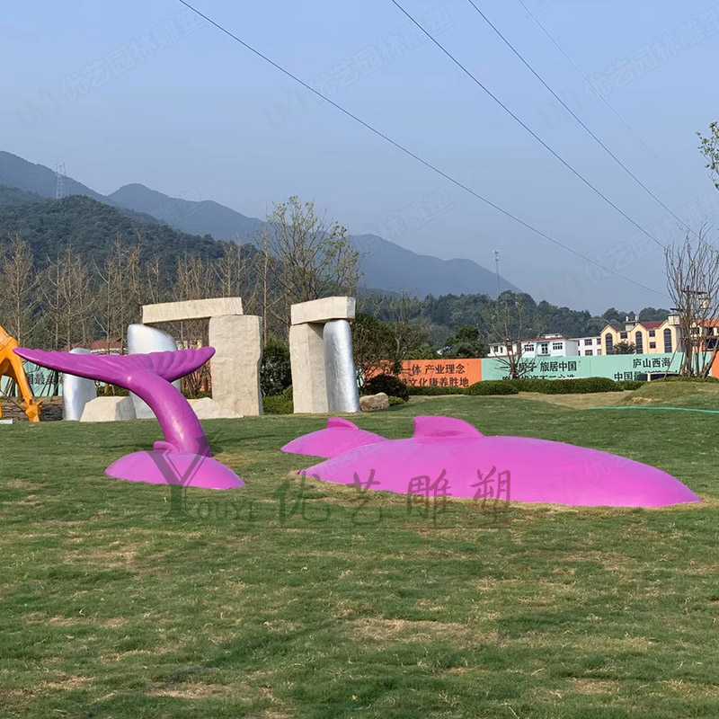 小區(qū)景觀雕塑規(guī)劃時要注意什么呢？